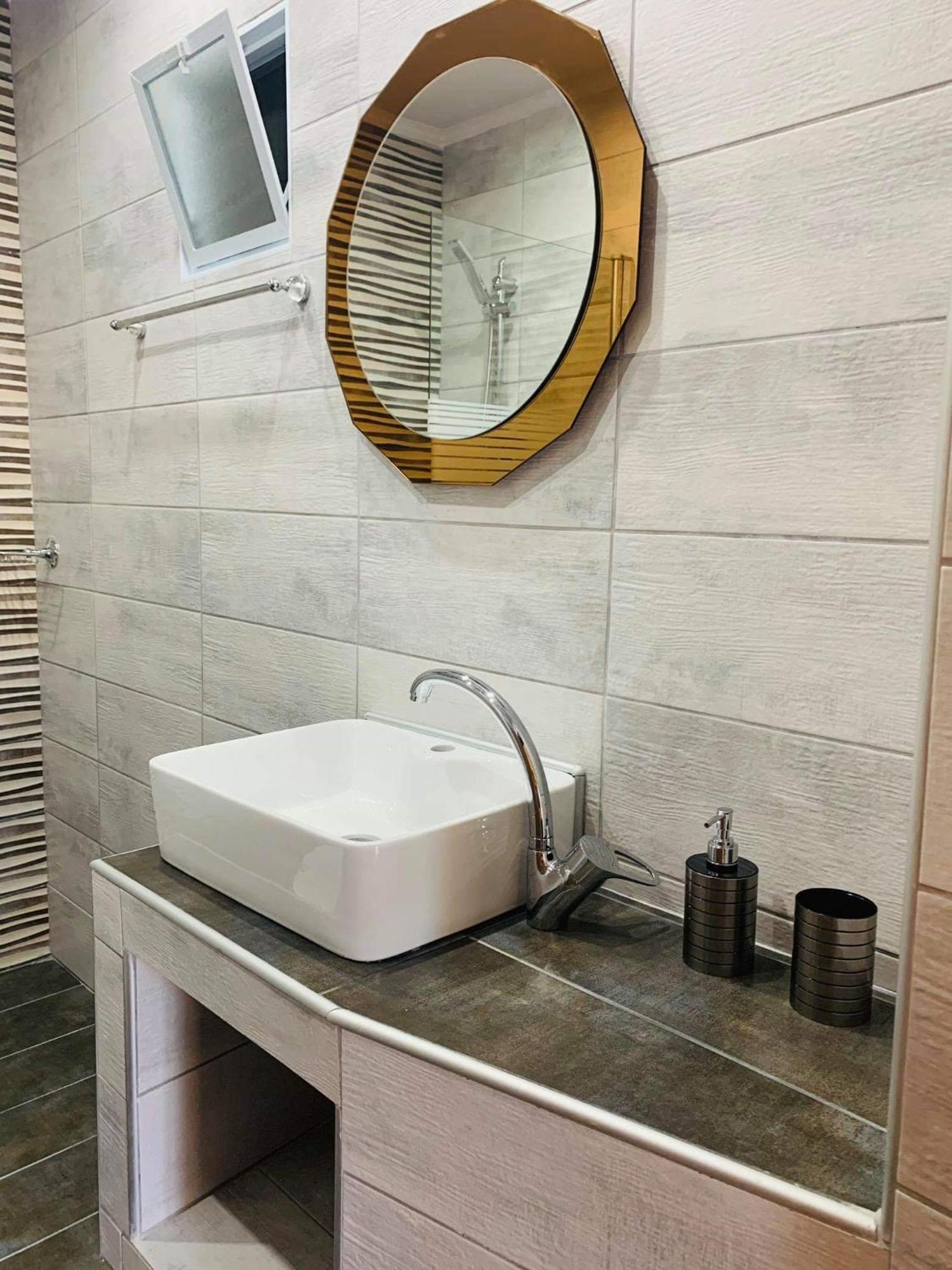 Finikes Apartments Stoupa Phòng bức ảnh