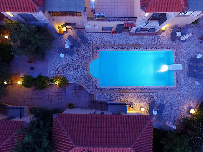 Finikes Apartments Stoupa Ngoại thất bức ảnh